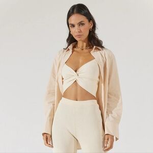 Sovere Almond Twist Front Top